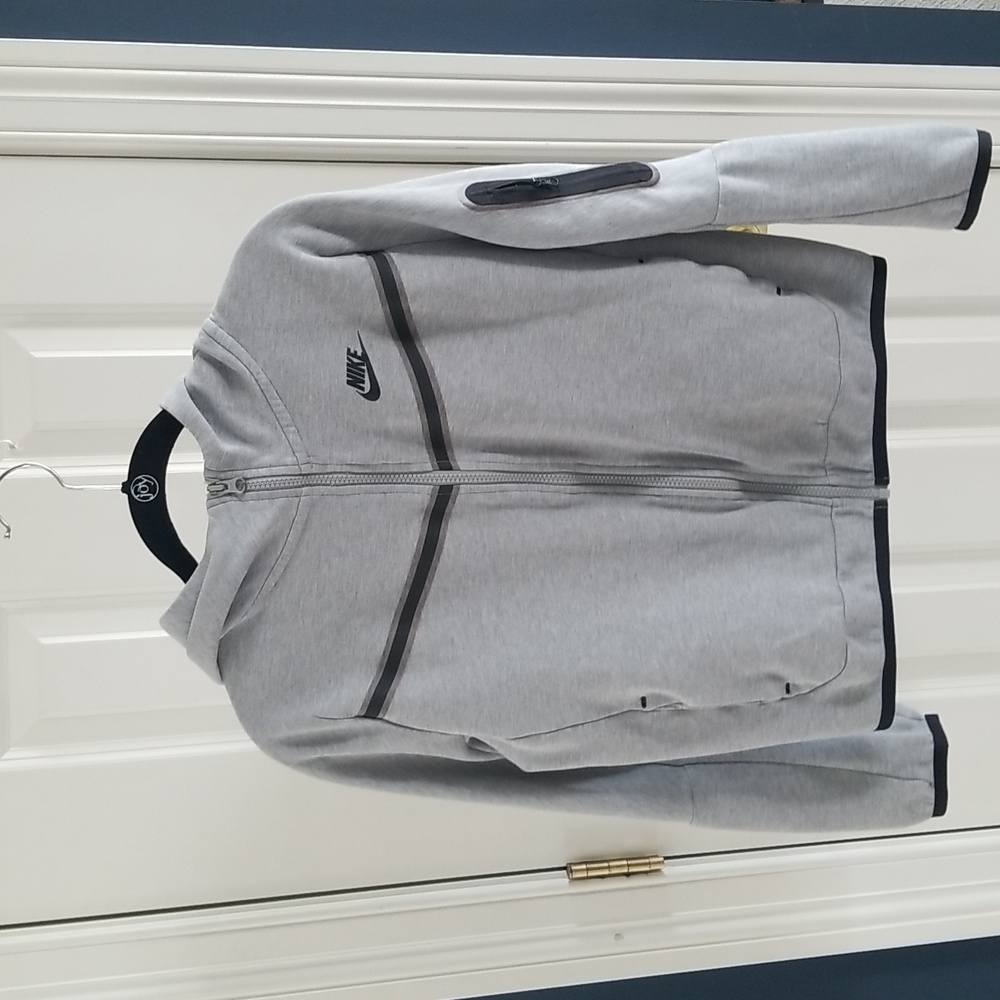 NIKE tech zip up hoodie